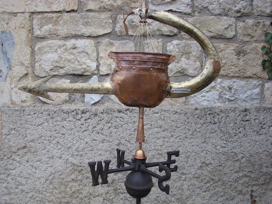 Si le chaudron est devenu rare de nos jours, c'était autrefois un bien très prisé et utile au foyer !