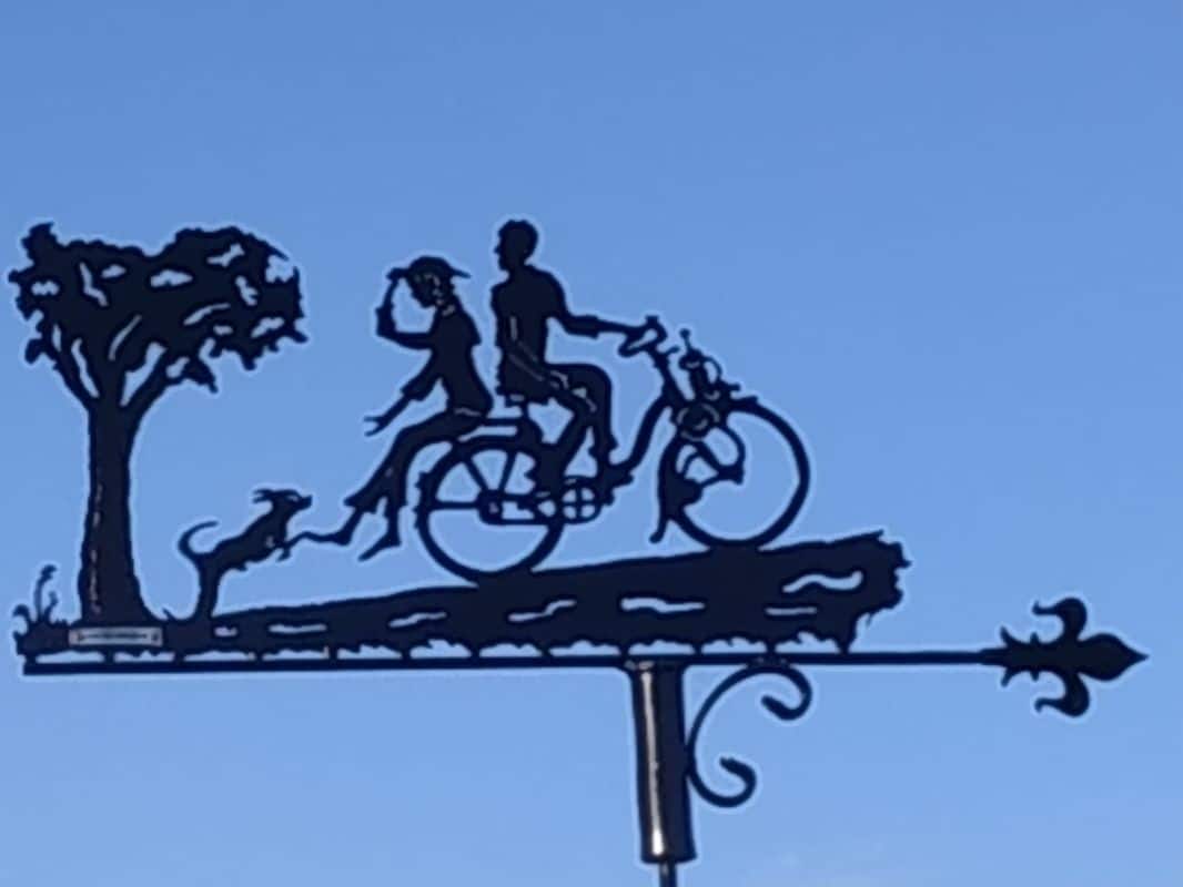Les amoureux à vélo profitent de nos beaux paysages du Jura !